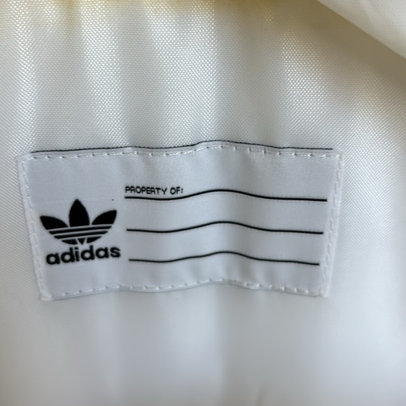Very lightly used adidas backpack! - Picture 8 of 10